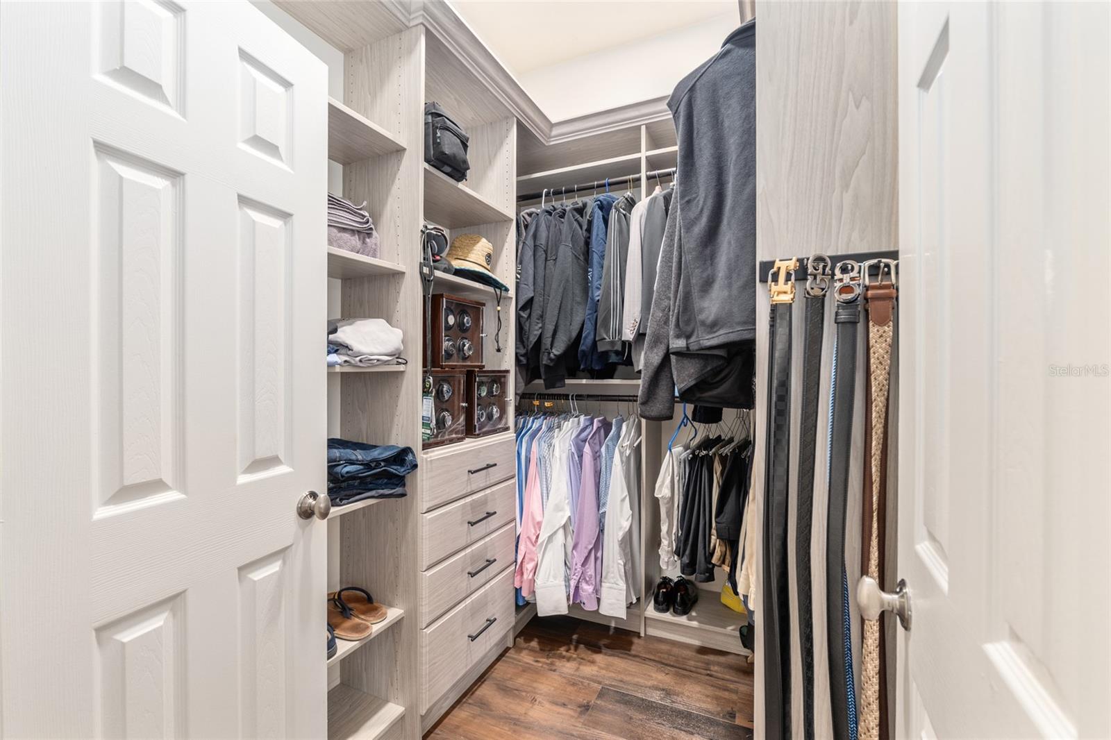 ABBEY GLEN - Residential