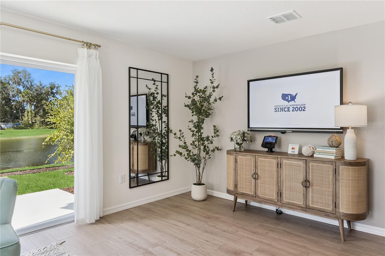 SANDALWOOD - Residential