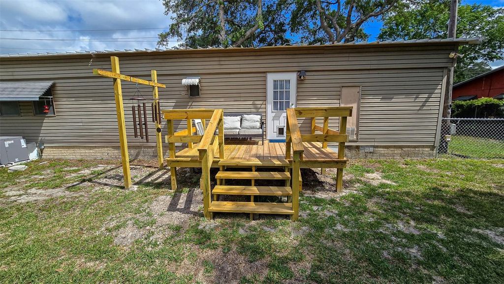 Photo of 9932 E Gulf To Lake Highway, Inverness, FL 34450 (MLS # OM723724)