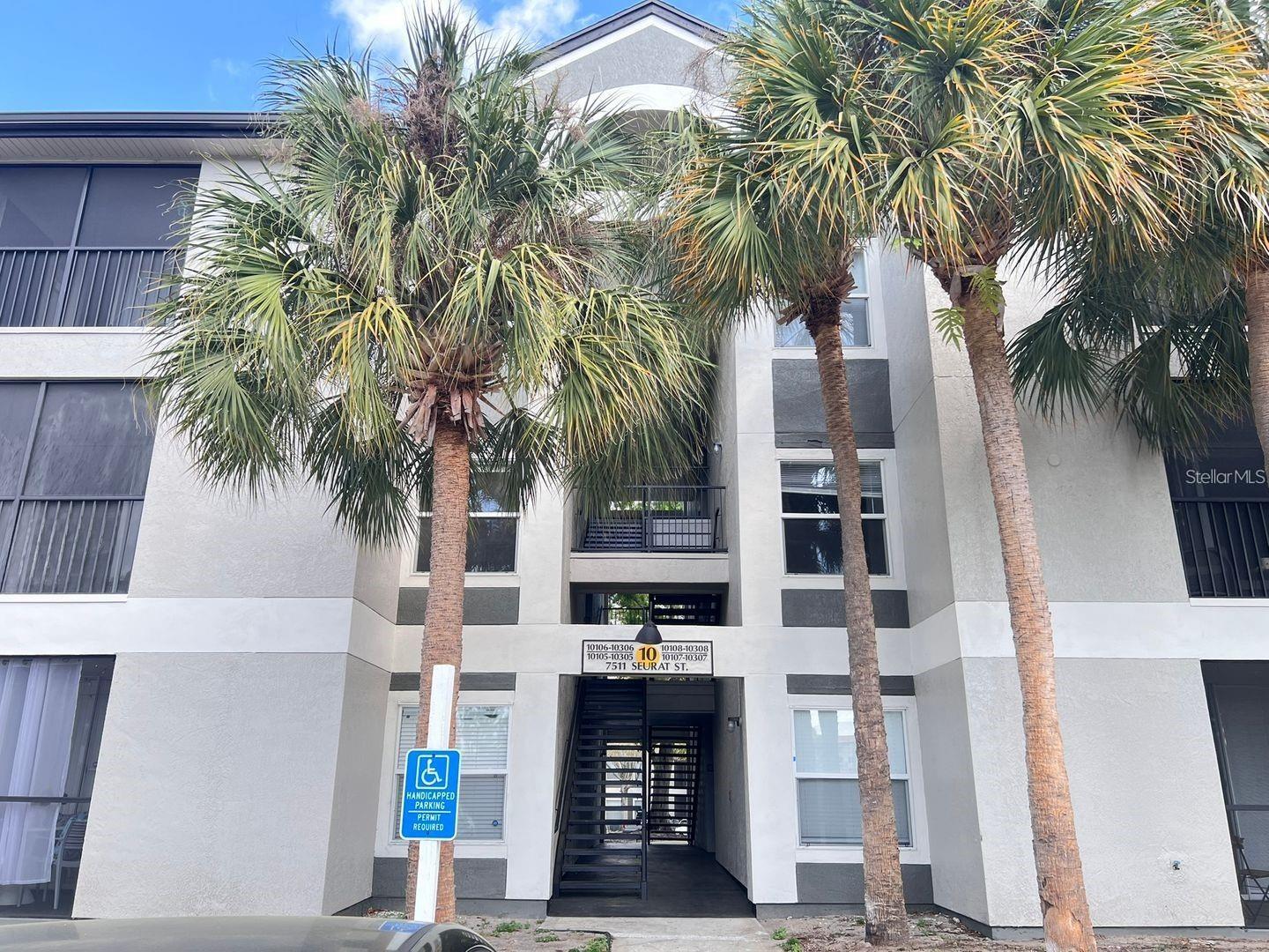 SANDLAKE PRIVATE RESIDENCES - Residential Lease