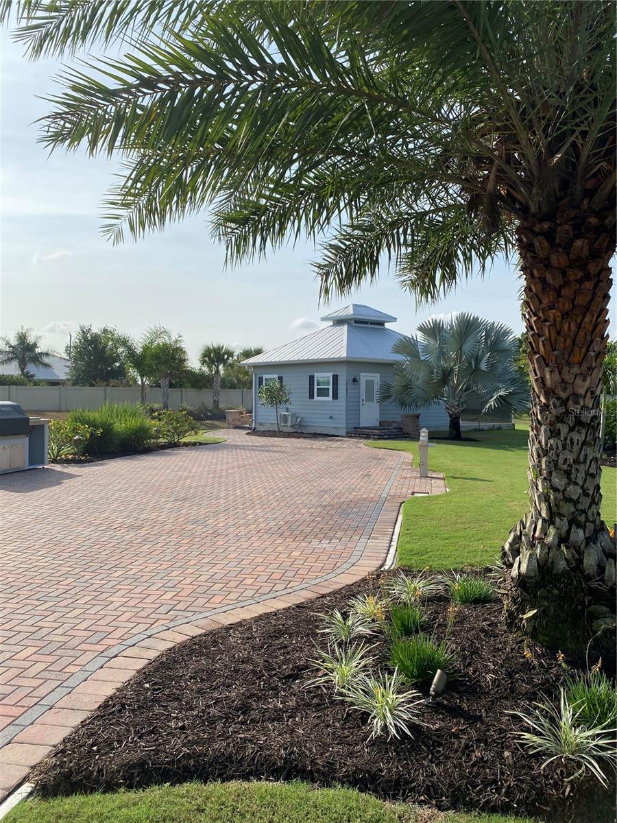 8103 SW SAND CRANE CIRCLE