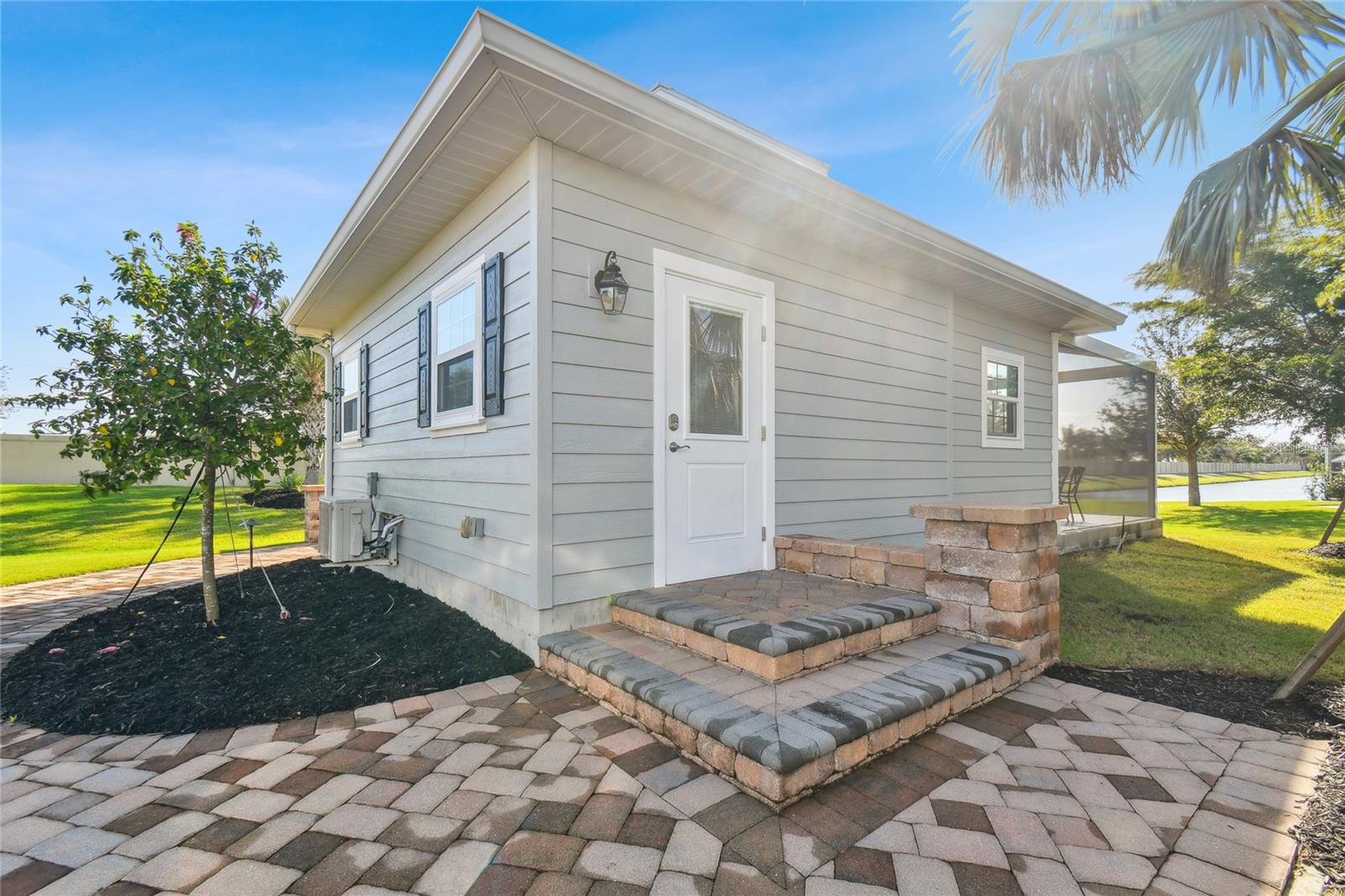 8103 SW SAND CRANE CIRCLE
