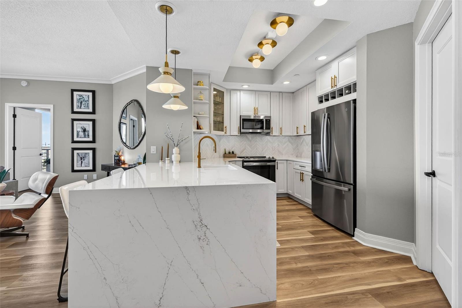 TOWERS OF CHANNELSIDE CONDOMIN - Residential