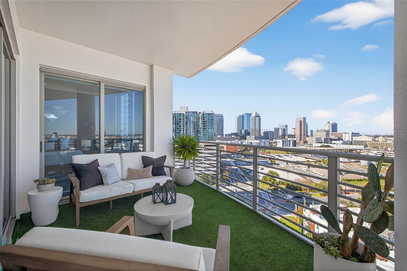 TOWERS OF CHANNELSIDE CONDOMIN - Residential