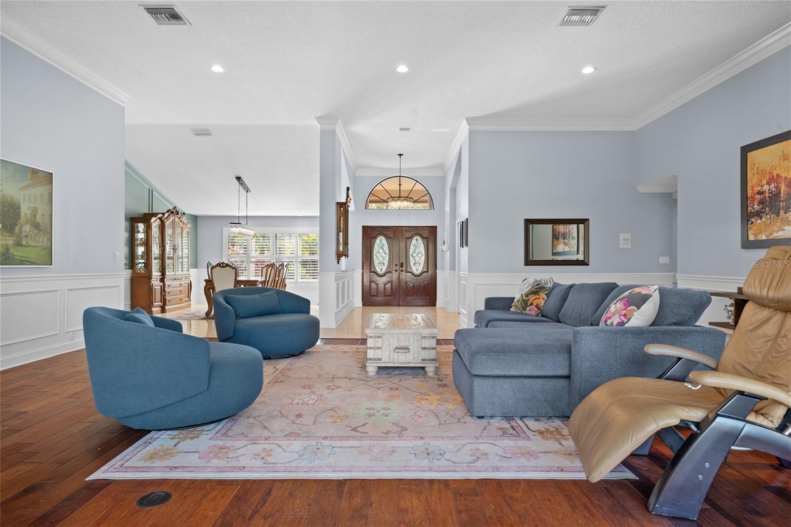 6329 W MACLAURIN DRIVE