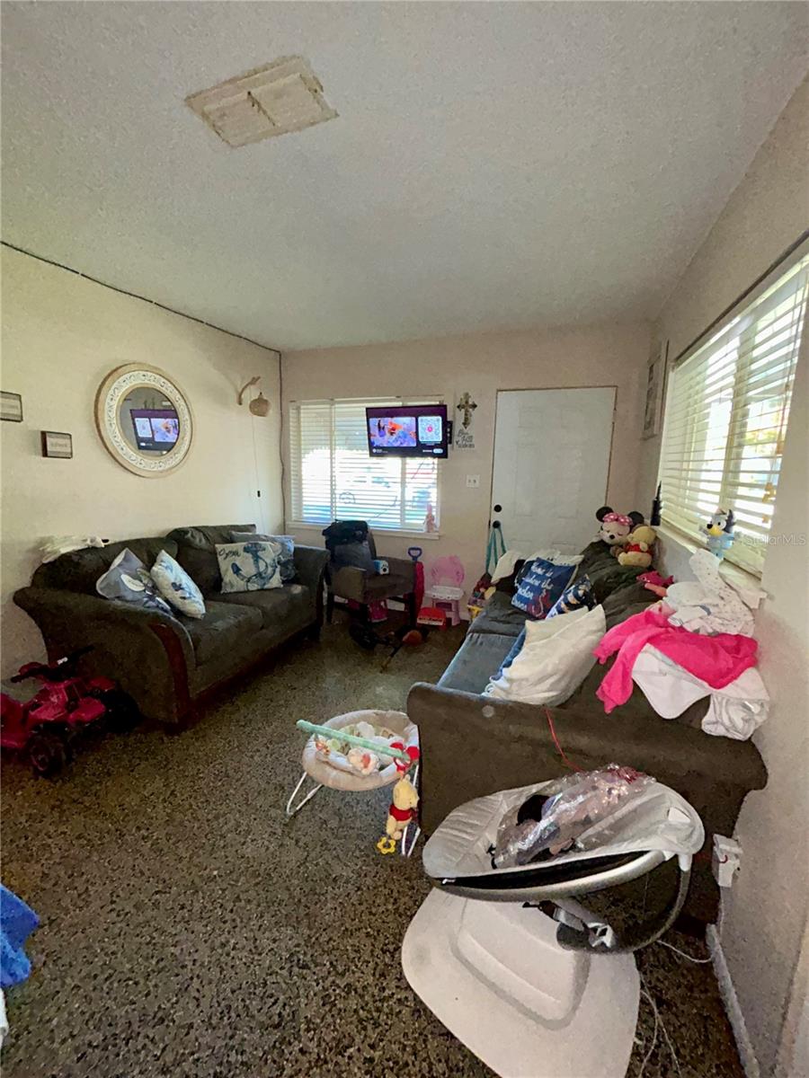 KISSIMMEE HIGHLANDS REP - Residential