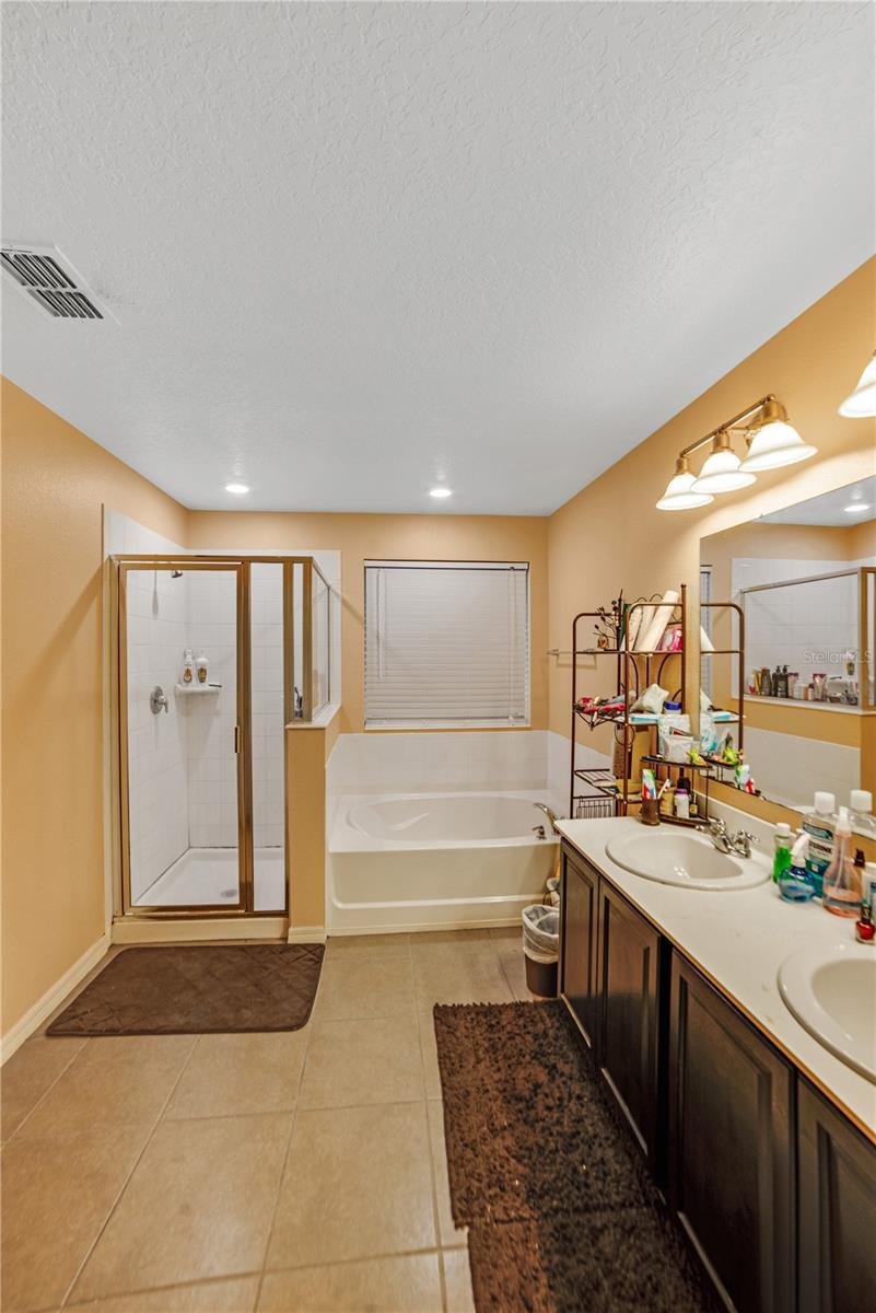 ENCLAVE AT TAPESTRY PH 1 - Residential