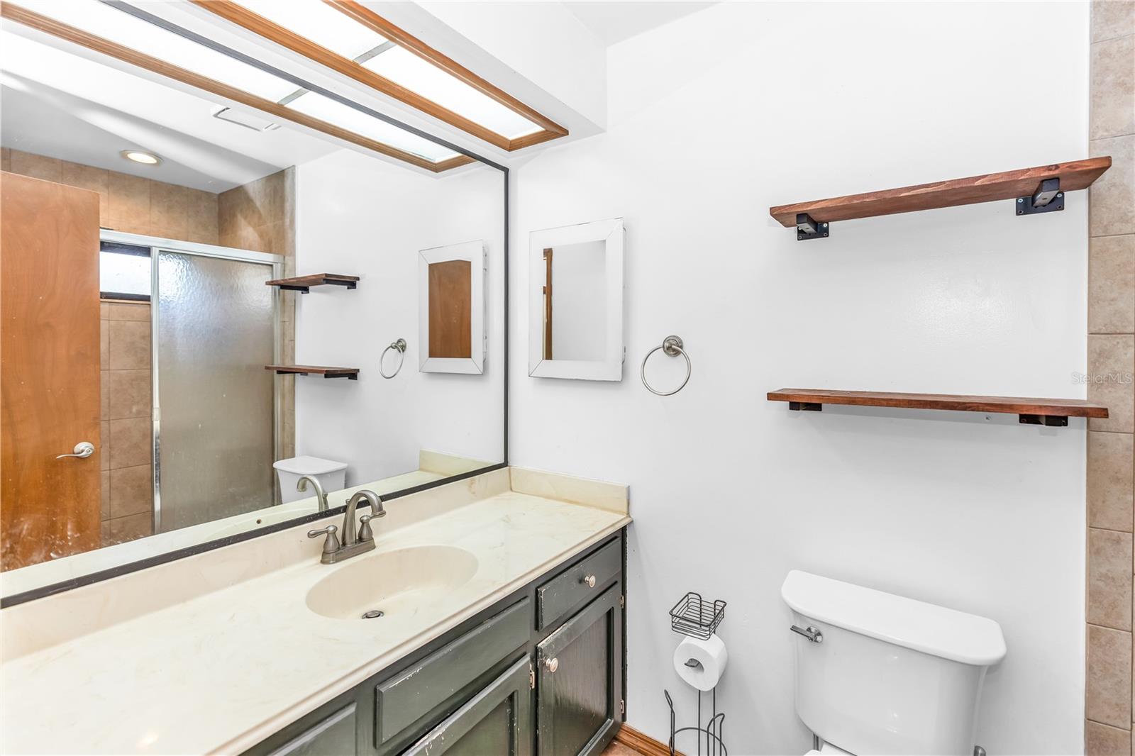 TOWN/LK MARIE ESTATES REP - Residential