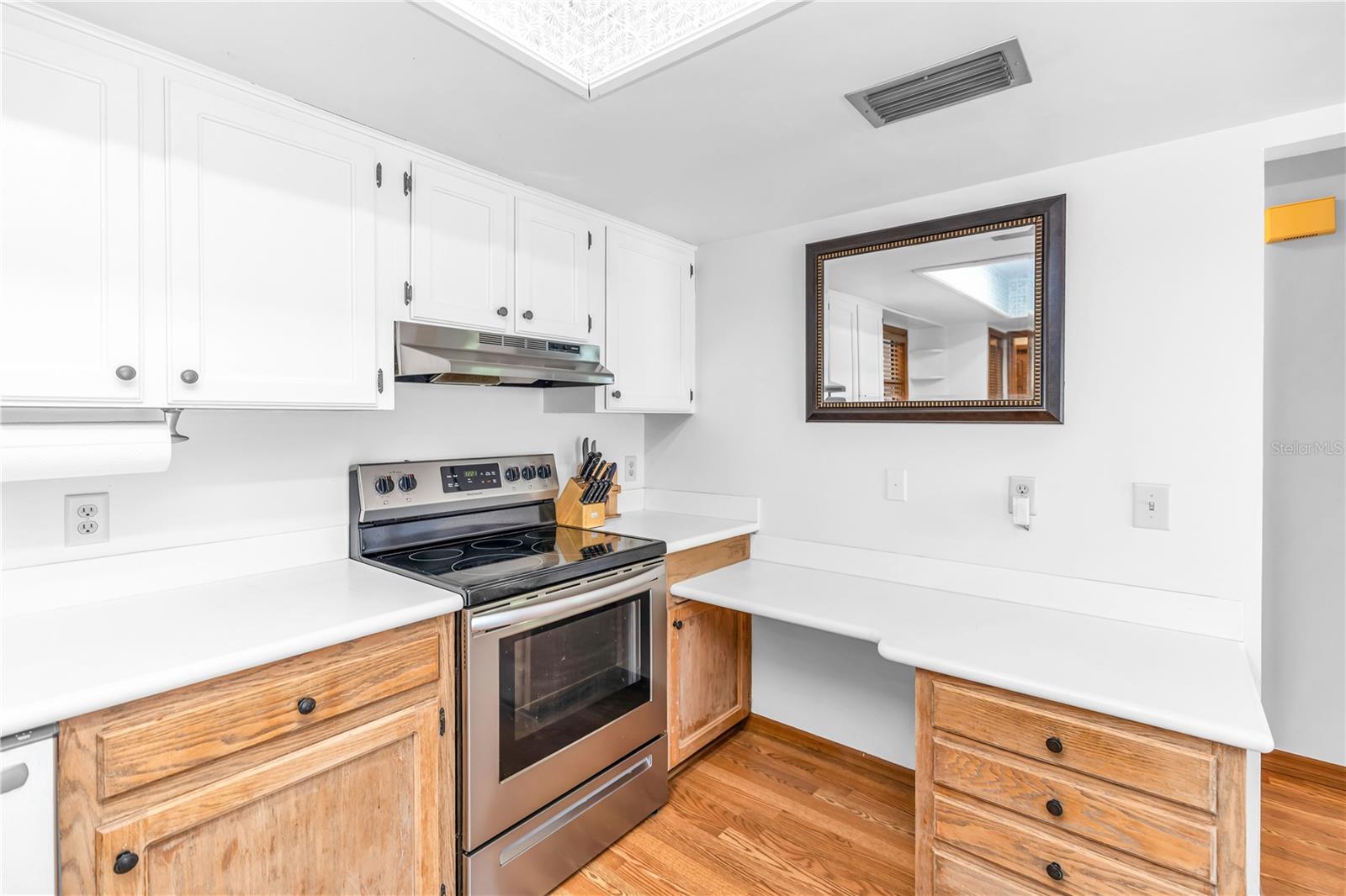 TOWN/LK MARIE ESTATES REP - Residential