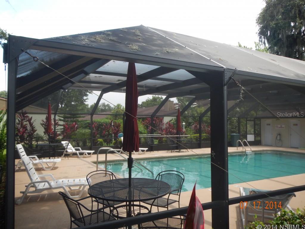 Charter Oaks Twnhms - Residential