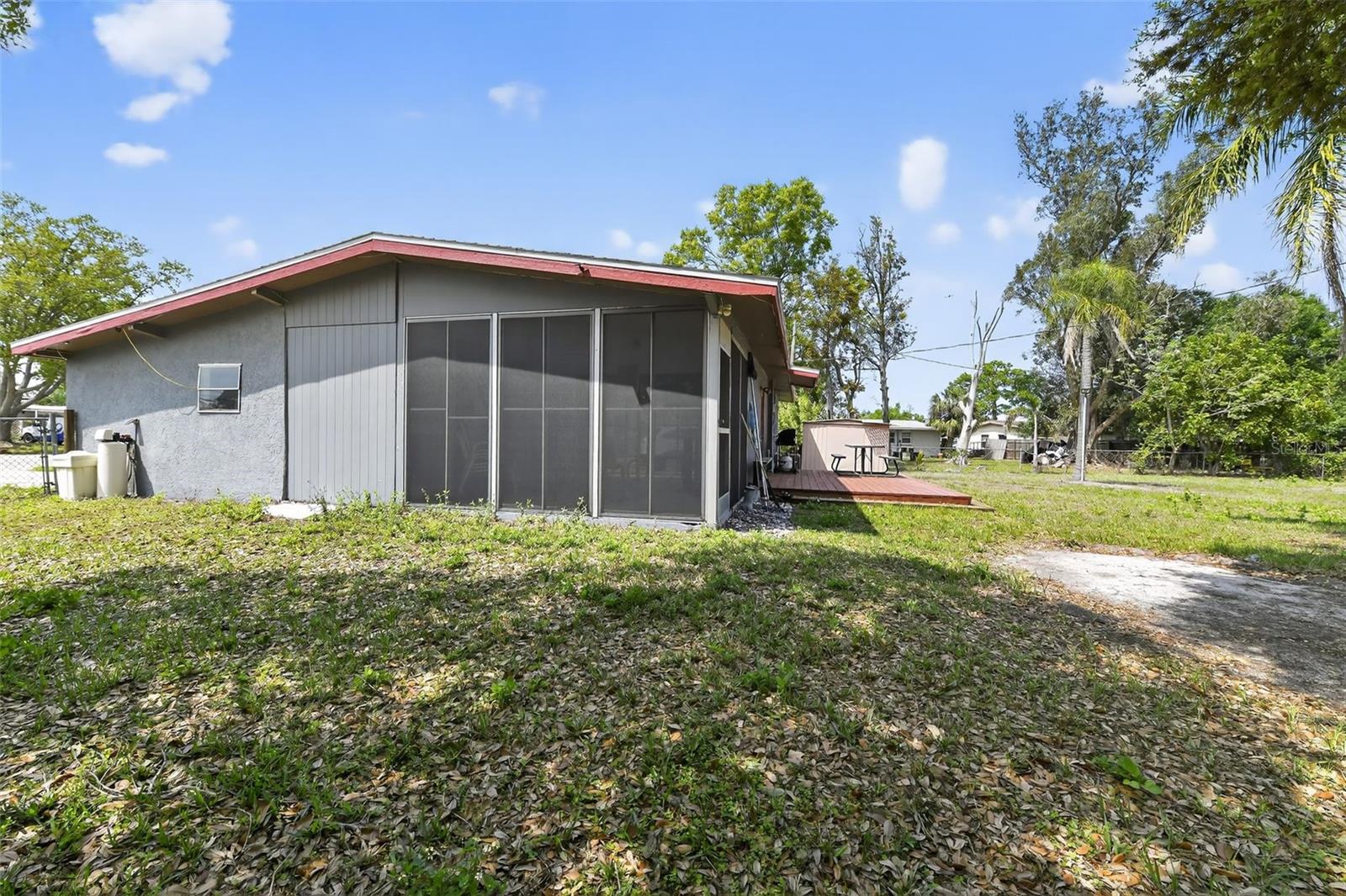 RIDGEWOOD ESTATES 2ND ADD - Residential