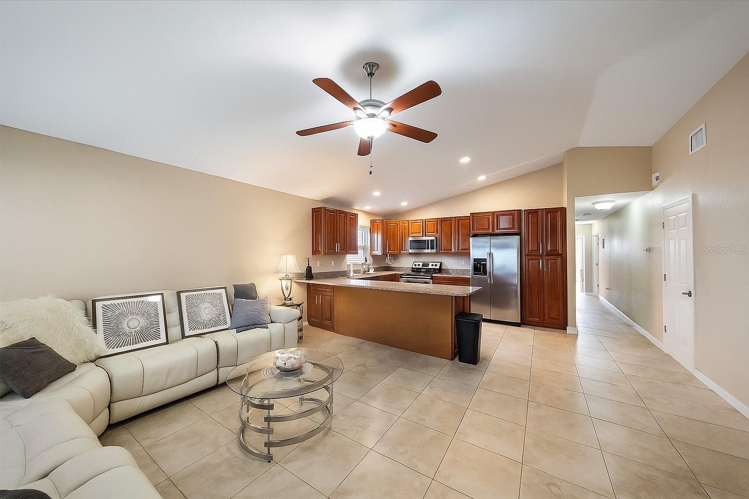 DAVIS & SANDLINS ADD - Residential