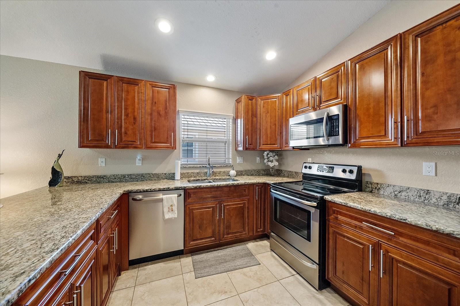 DAVIS & SANDLINS ADD - Residential