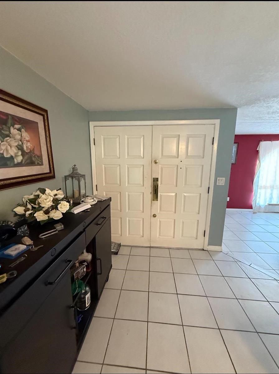 2043 SUGARBUSH DRIVE