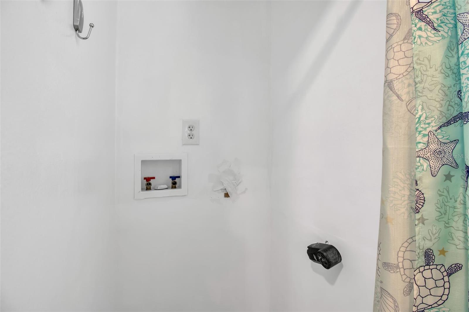 PARADISE BAY ESTATES CO-OP - Residential