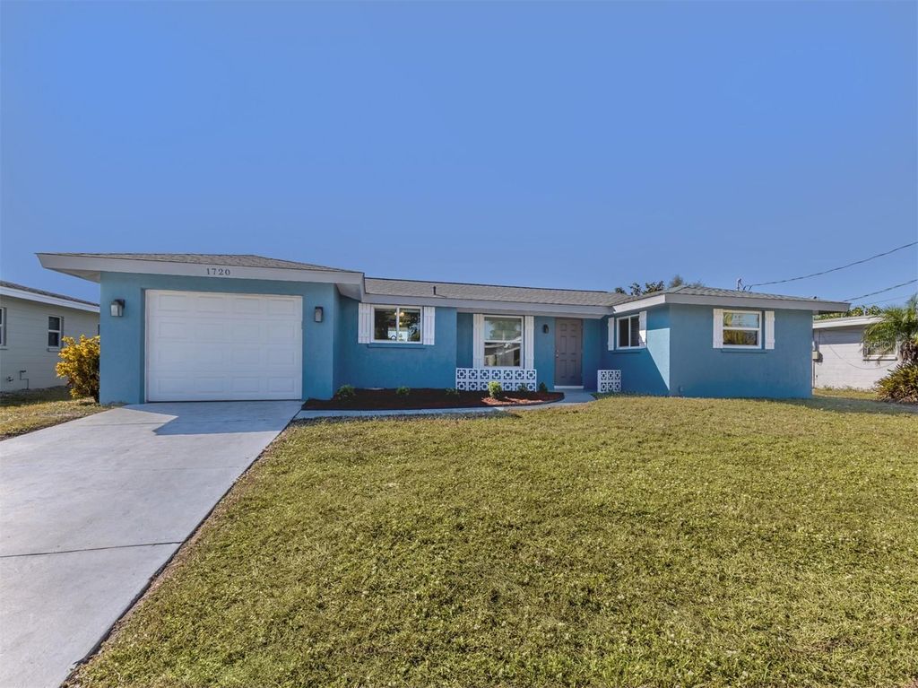 Photo of 1720 Forest Road, Venice, FL 34293 (MLS # N6141575)