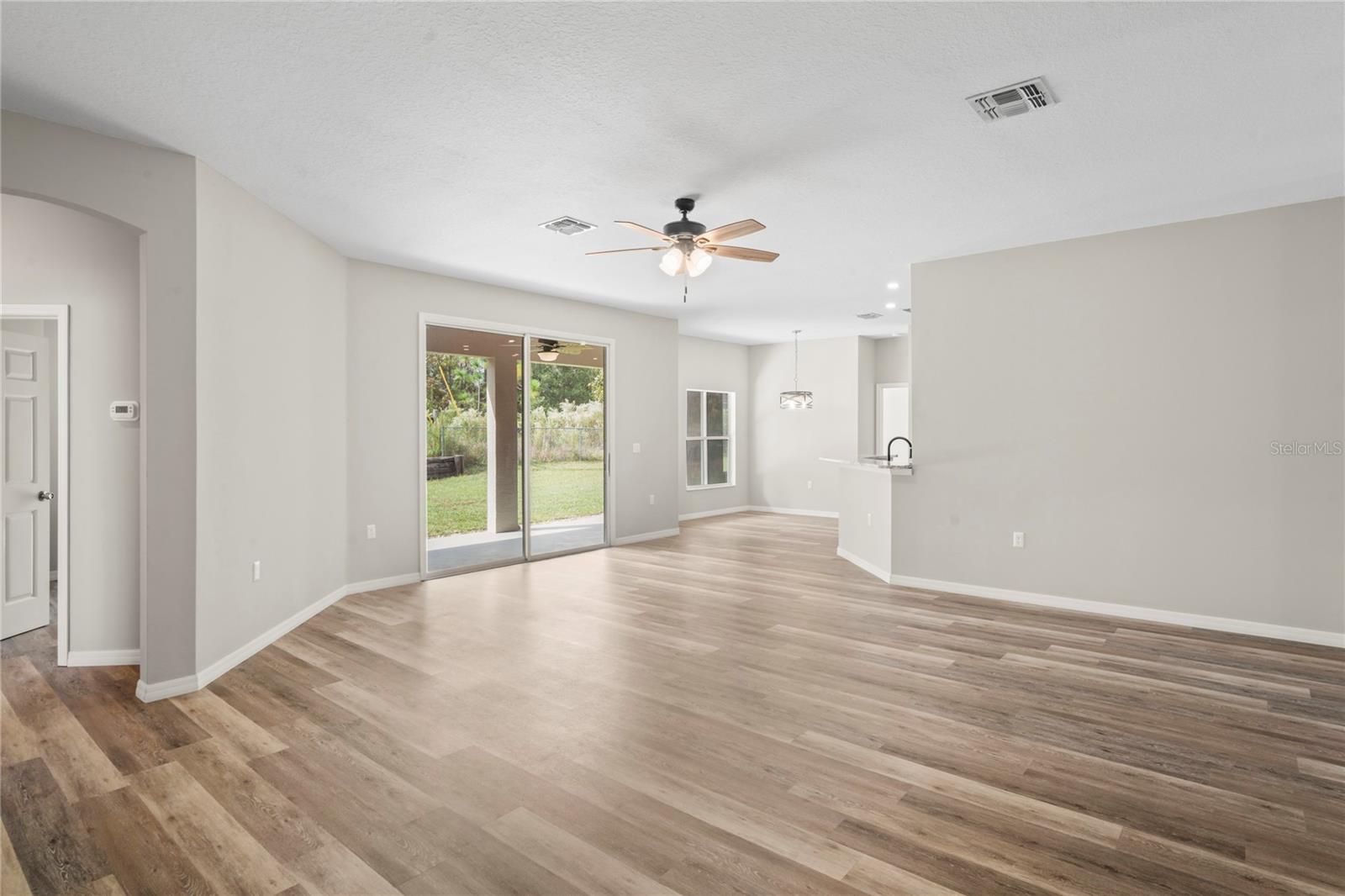 CITRUS SPGS UNIT 14 - Residential