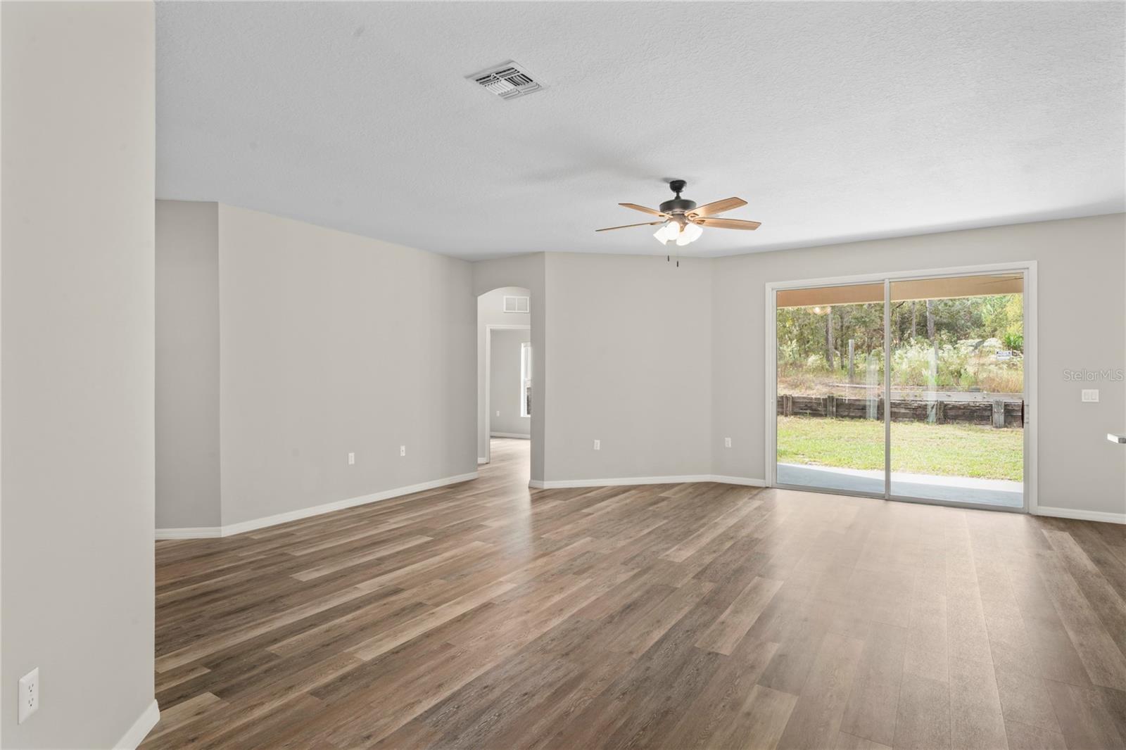 CITRUS SPGS UNIT 14 - Residential