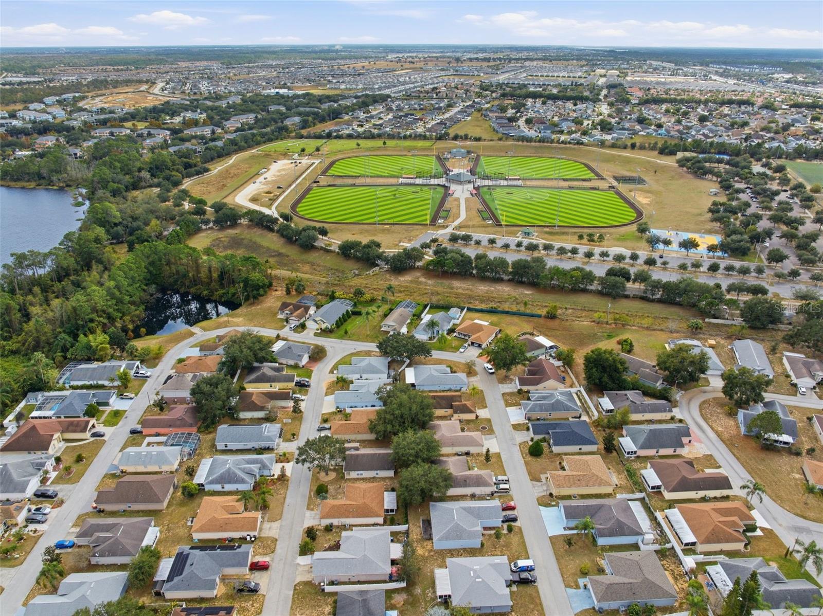 LAKESIDE AT BASS LAKE - Residential