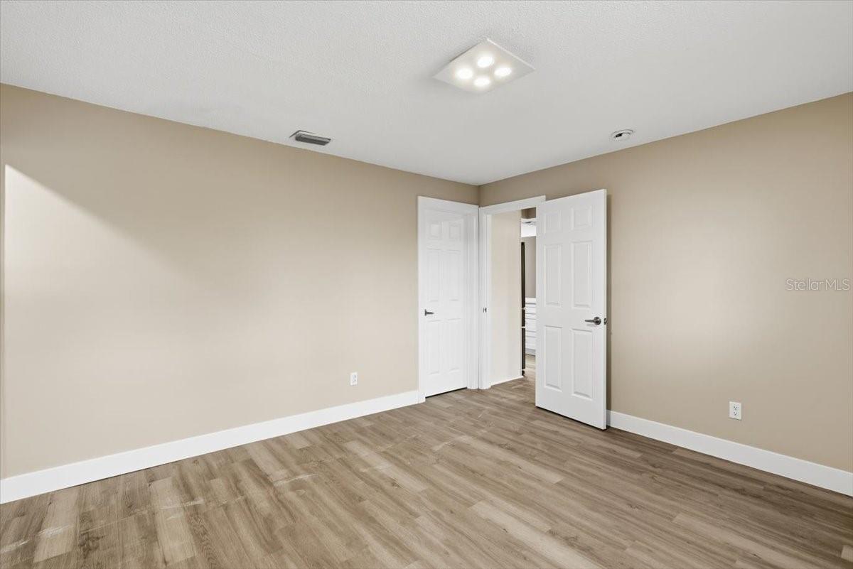 GOLF VIEW SEC 11 - Residential