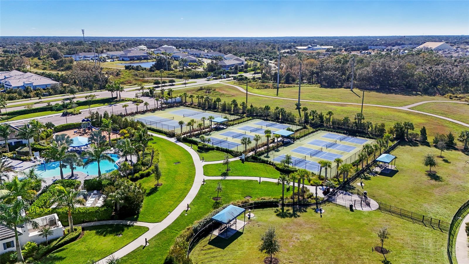 WINDWARD/LAKEWOOD RANCH PH 1 - Residential
