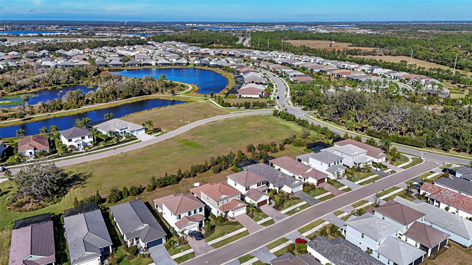 WINDWARD/LAKEWOOD RANCH PH 1 - Residential