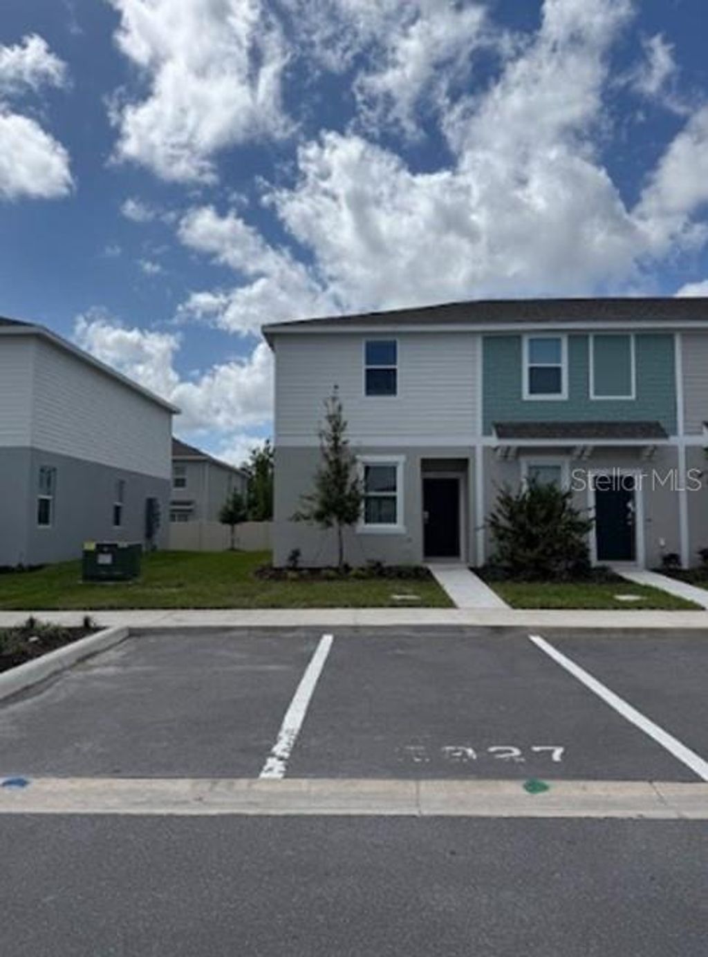 Photo of 2927 Skyline Loop, Kissimmee, FL 34758 (MLS # O6397163)