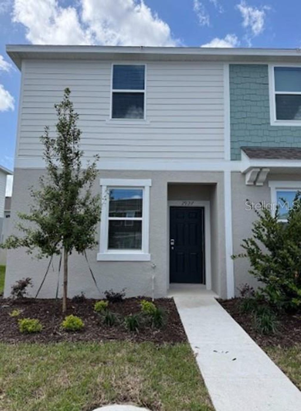 Photo of 2927 Skyline Loop, Kissimmee, FL 34758 (MLS # O6397163)