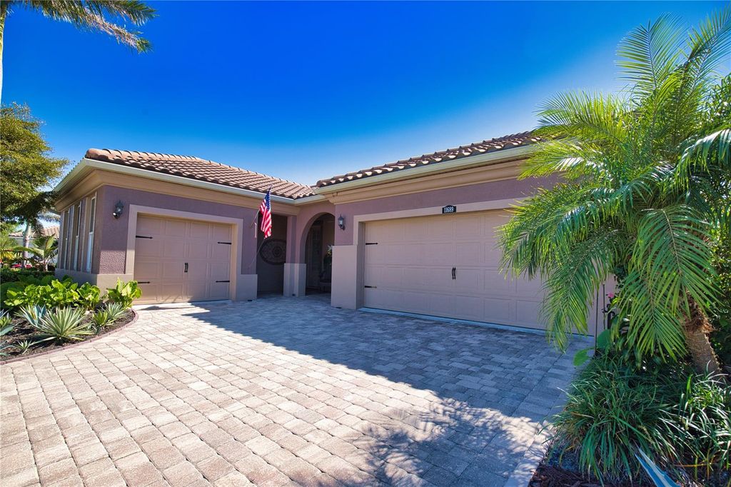 Photo of 11689 Tapestry Lane, Venice, FL 34293 (MLS # N6141691)