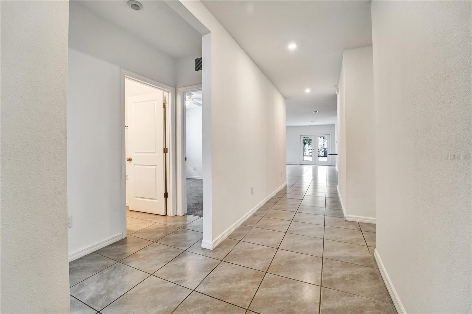 LINKS/CALUSA SPGS - Residential