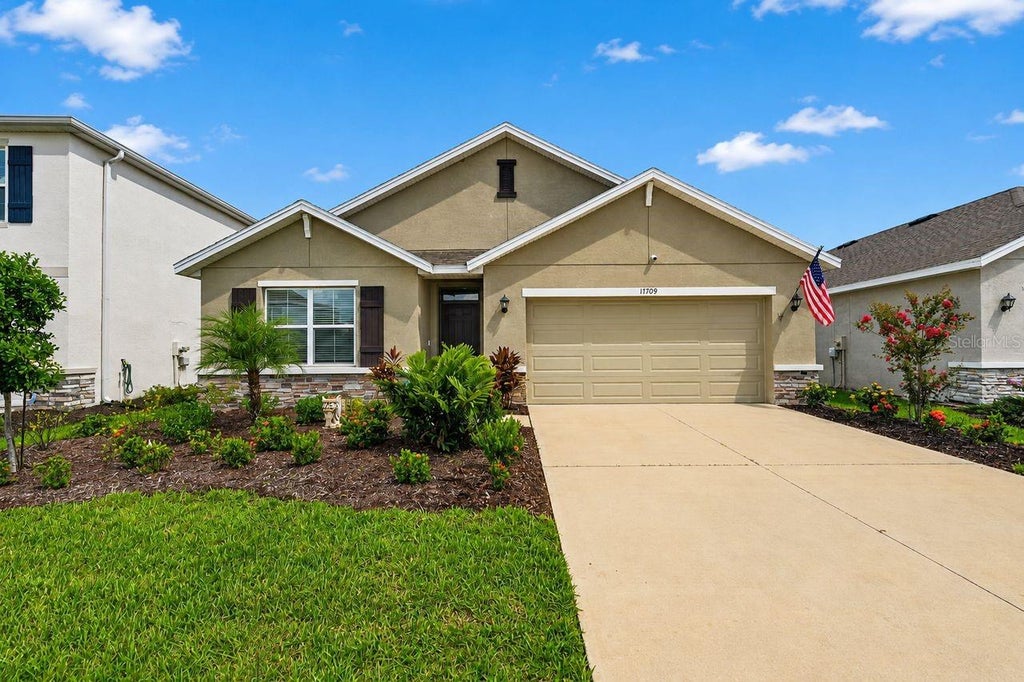 Photo of 17709 Canopy Place, Bradenton, FL 34211 (MLS # A4704205)