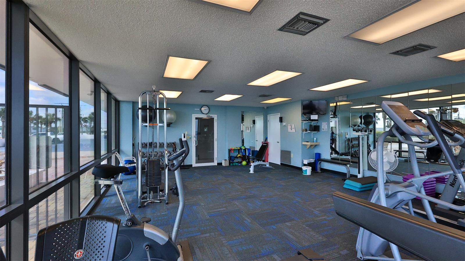 Gemini Condo - Residential