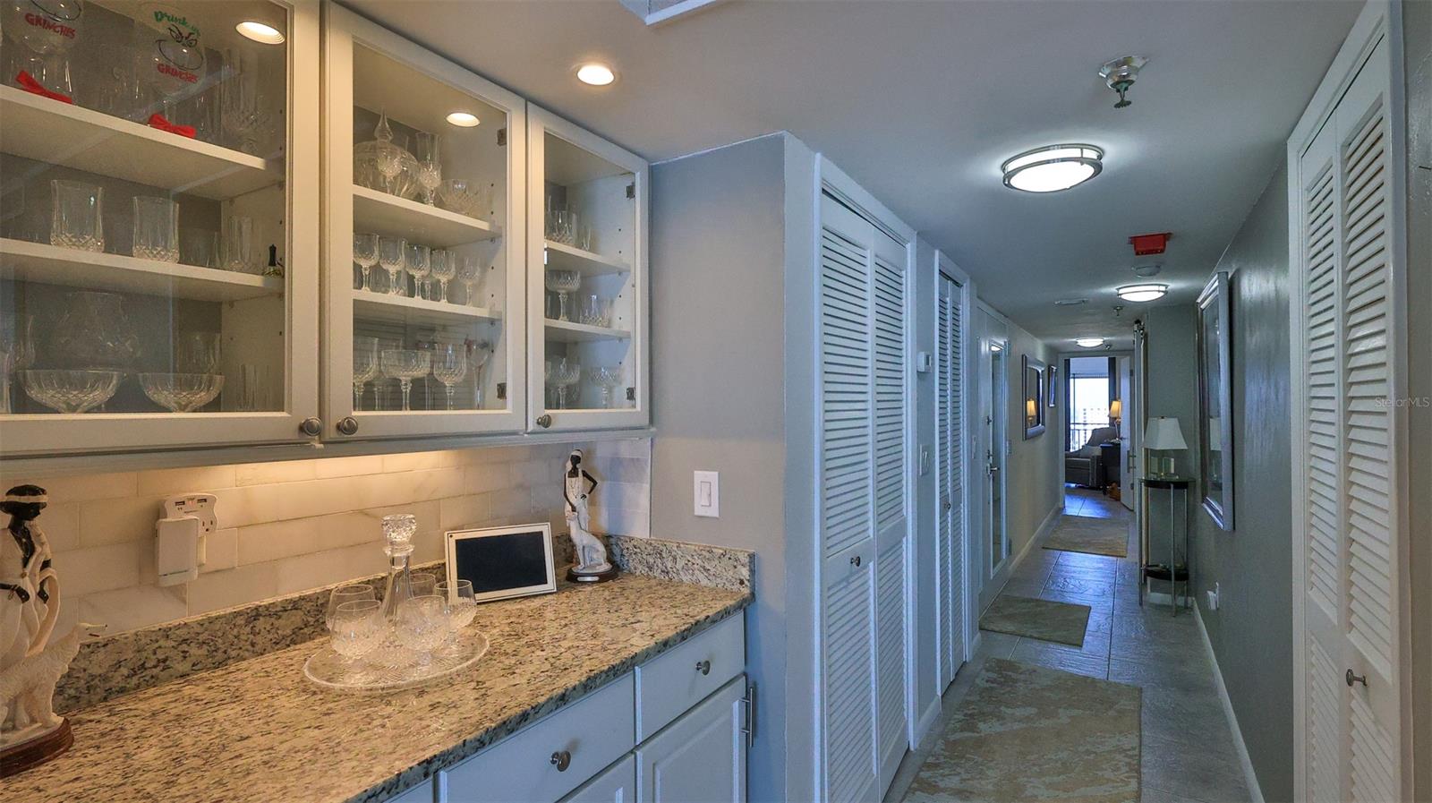 Gemini Condo - Residential