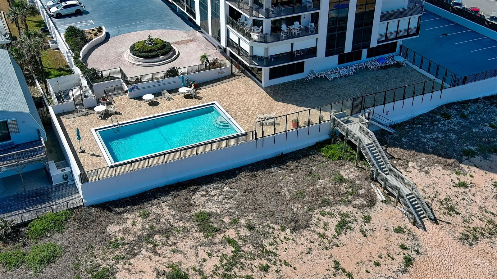 Gemini Condo - Residential