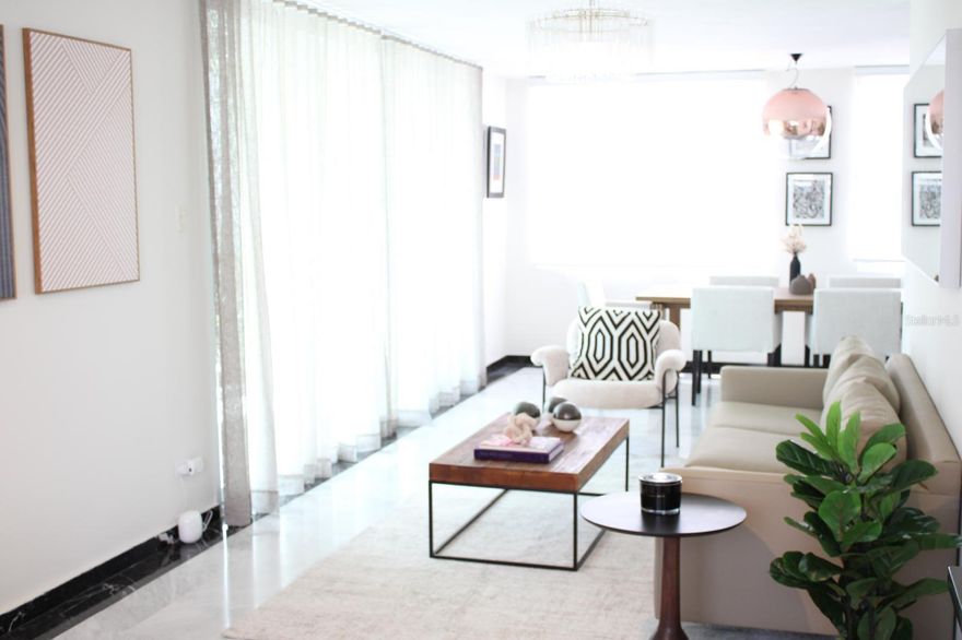 Luxury Condado Apartment – Luchetti St., Steps from Beach & Park!
Live in style on exclusive Luchetti Street in Condado, just steps from Stella Maris Park and a block from Condado Beach, Fresh Mart, and top dining spots. This 2,100 sq. ft. full-floor apartment offers modern comfort and cozy charm.
Features:
•  3 bedrooms, 3 bathrooms, 1 parking space
•  Fully furnished with stylish decor
•  Bright balcony and large windows
•  Full power generator & water cistern
Details:
•  Rent: $6,900month (HOA & water included; electricity separate)
•  Size: 2,100 sq. ft.