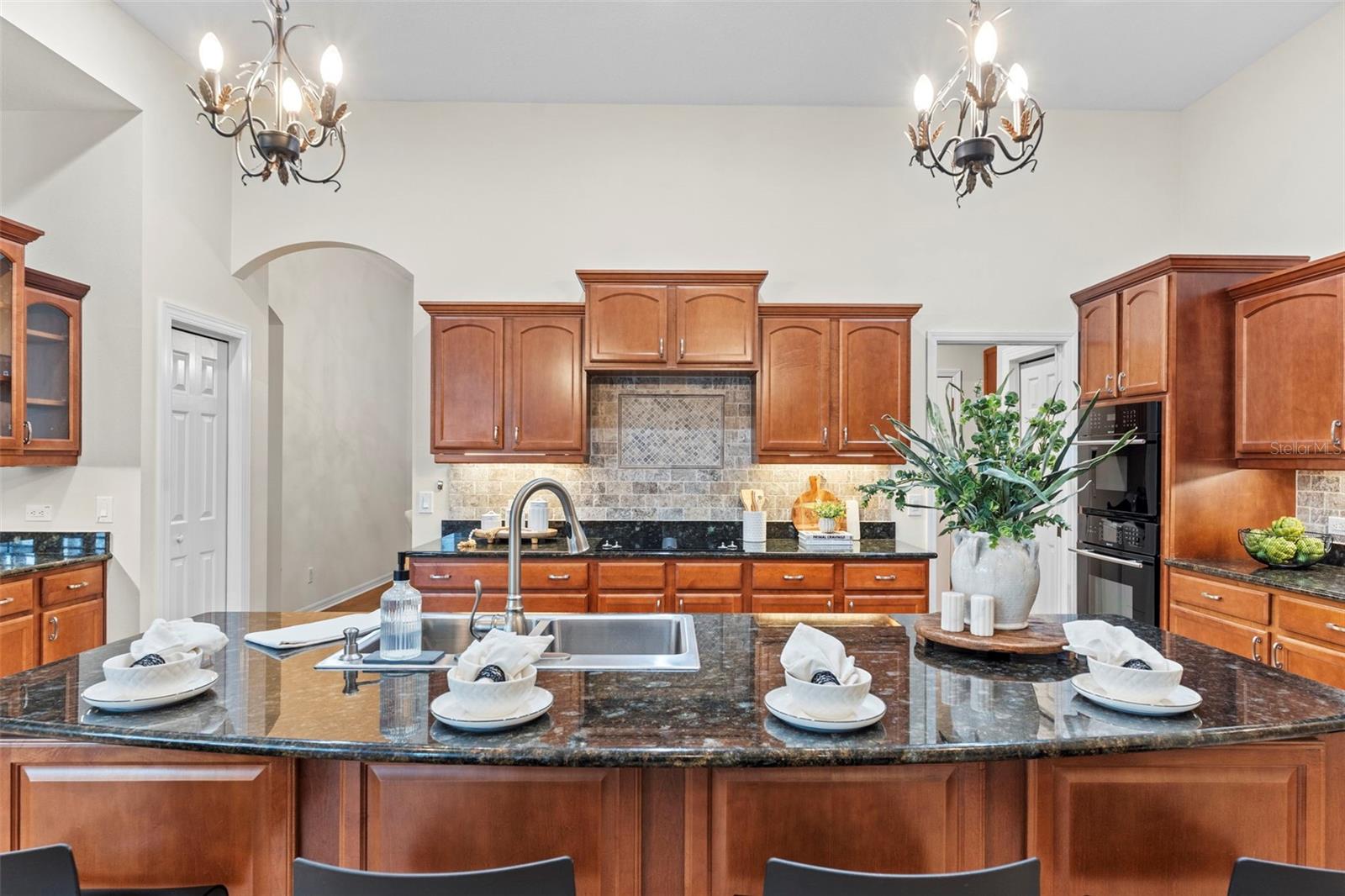 PLANTATION PALMS PH 03A - Residential
