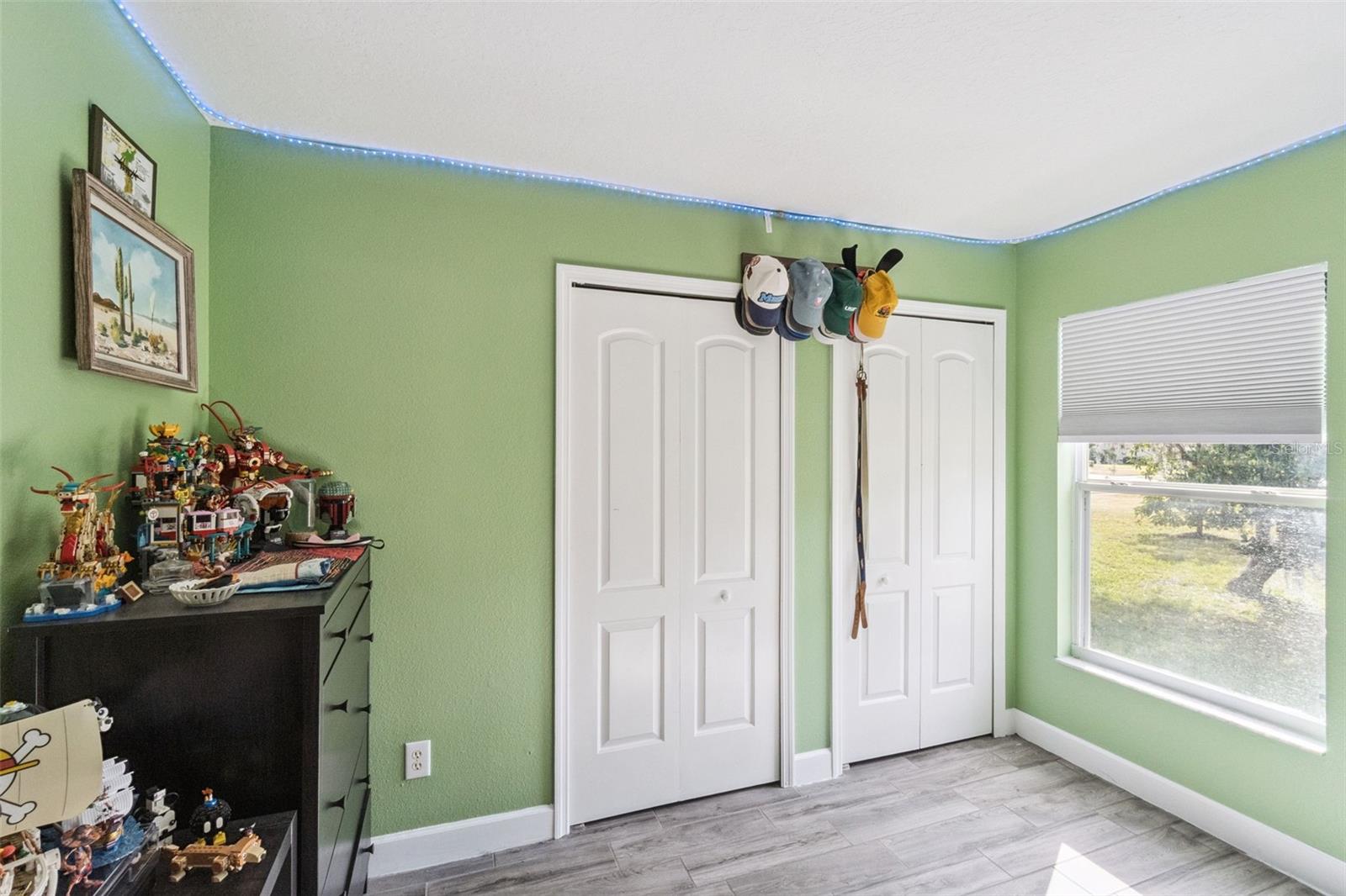 ASHLEY COVE UNIT 3 - Residential