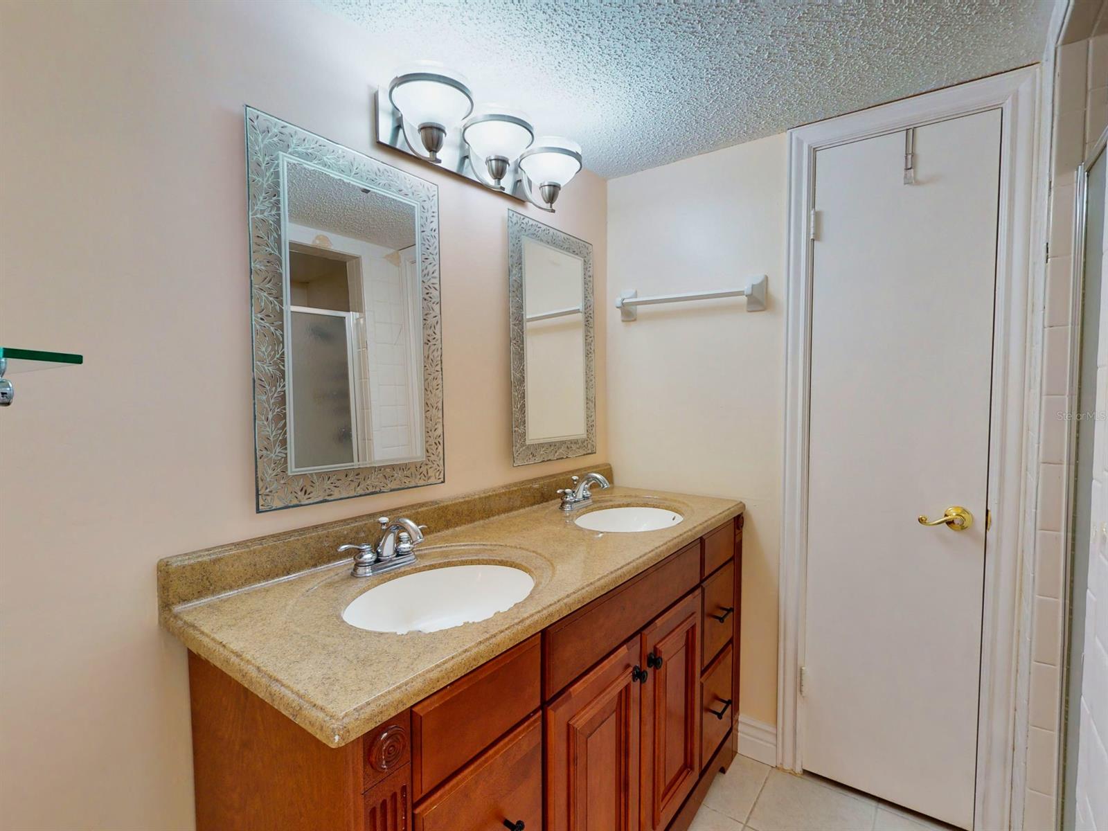 Cedar Dunes Condo Ph 01-05 - Residential