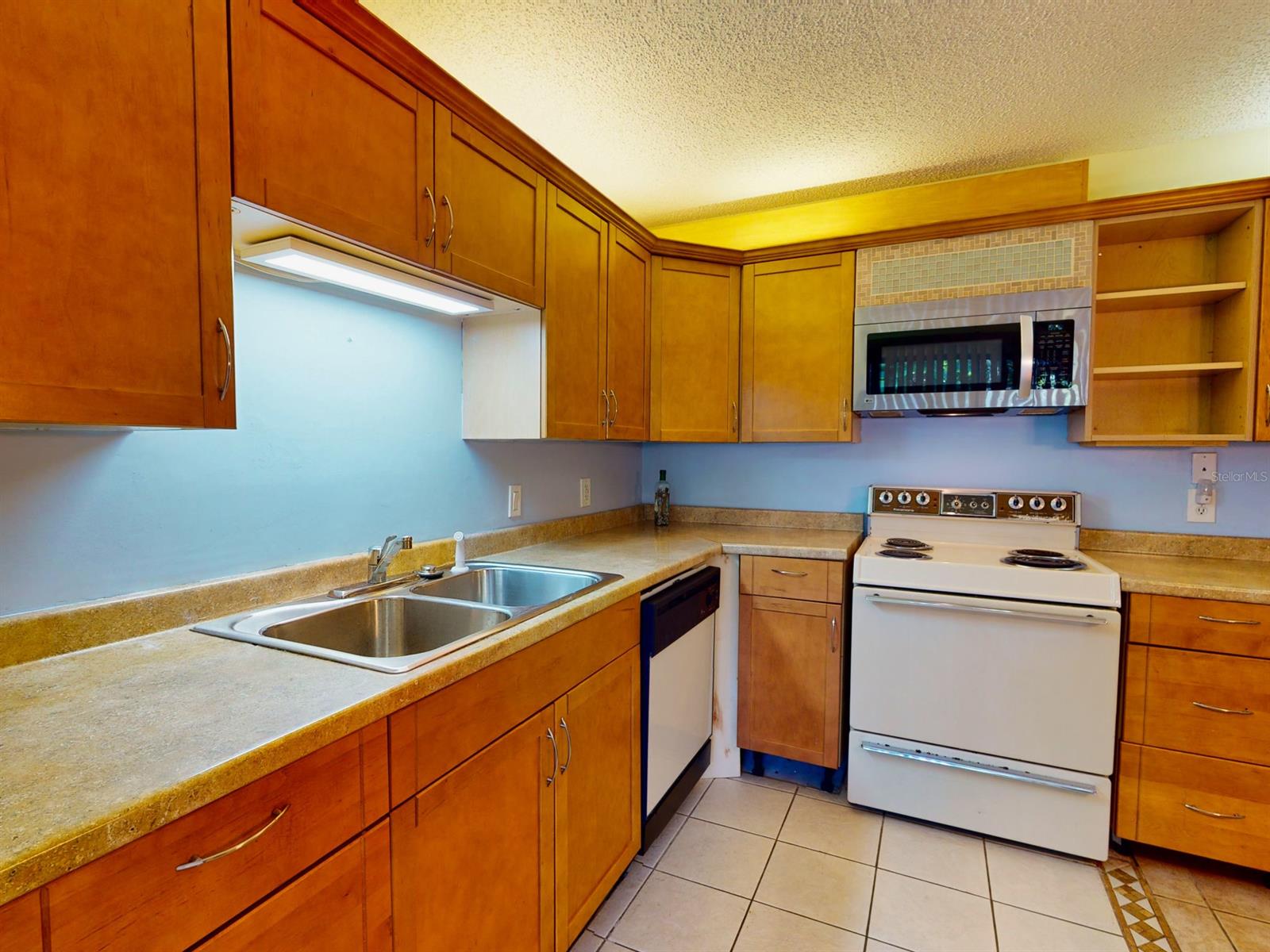 Cedar Dunes Condo Ph 01-05 - Residential