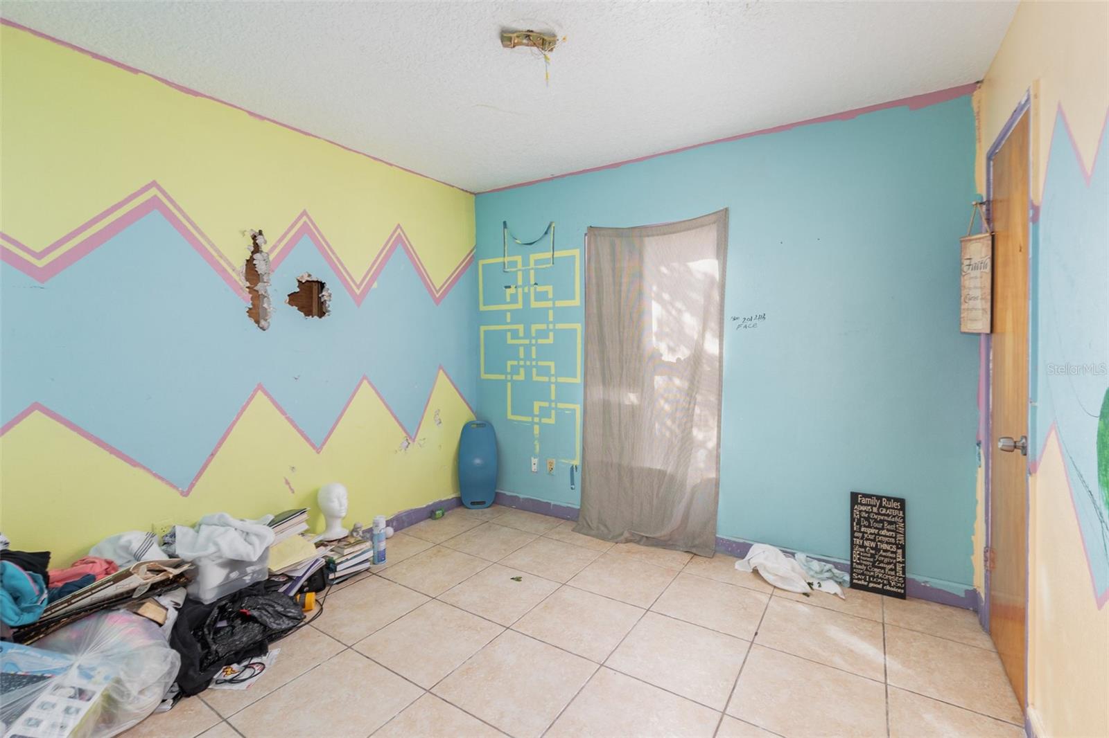 LAKE LAWNE SHORES - Residential