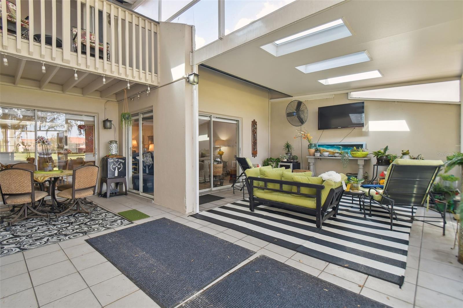 FAIRWAY LAKES TWNHMS II A C - Residential