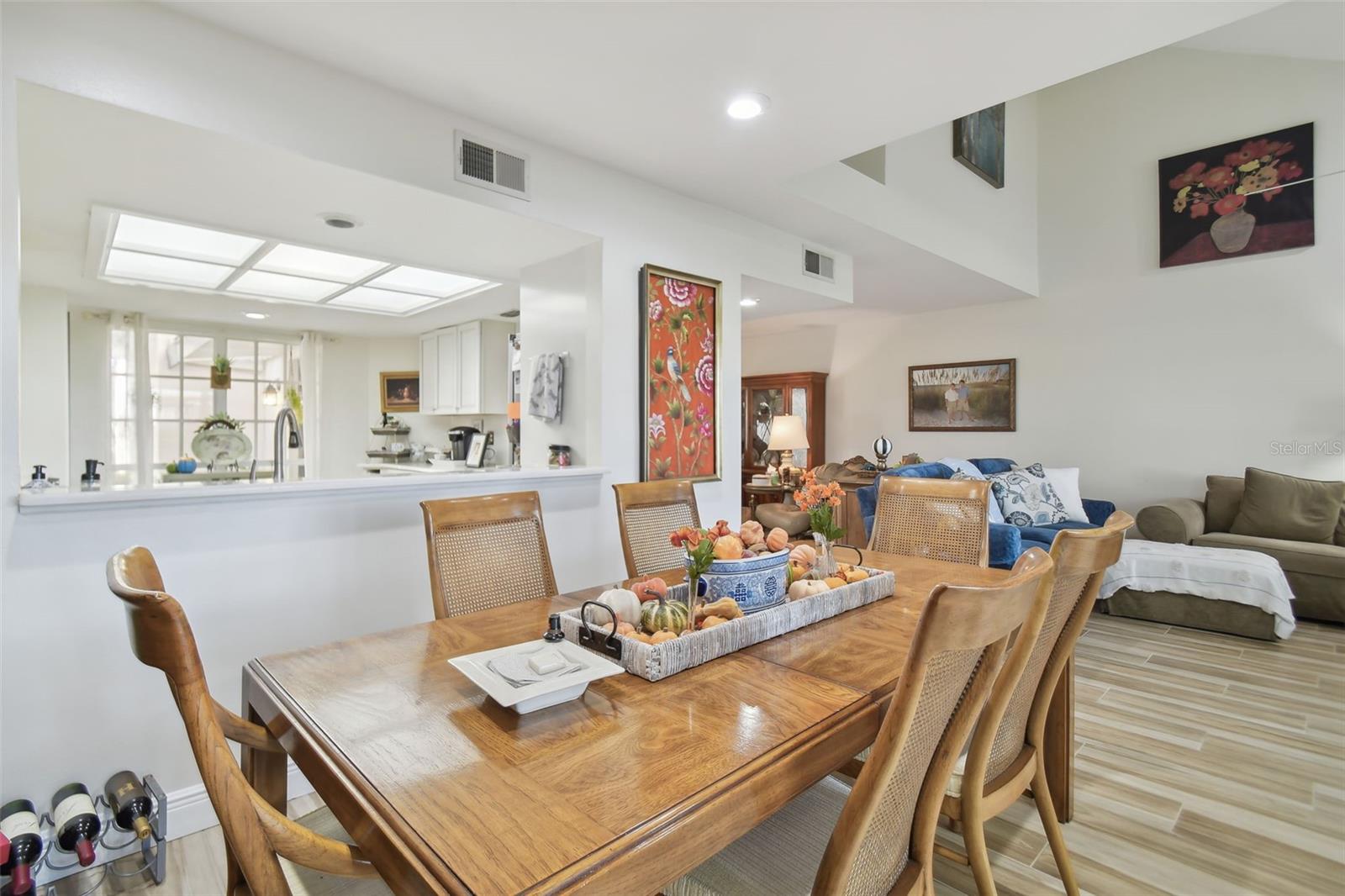 FAIRWAY LAKES TWNHMS II A C - Residential