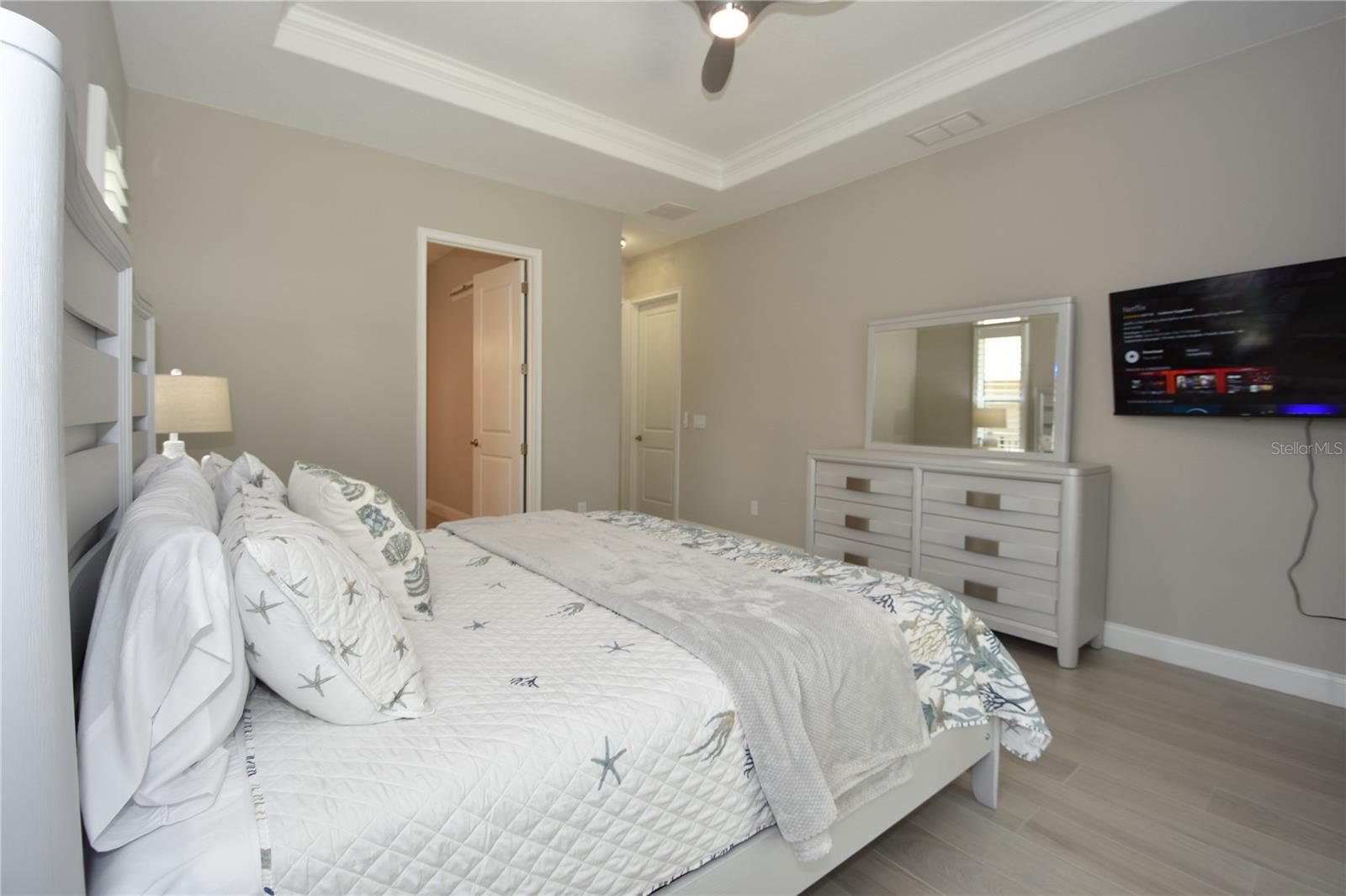 CYPRESS KNOLL - Residential Lease