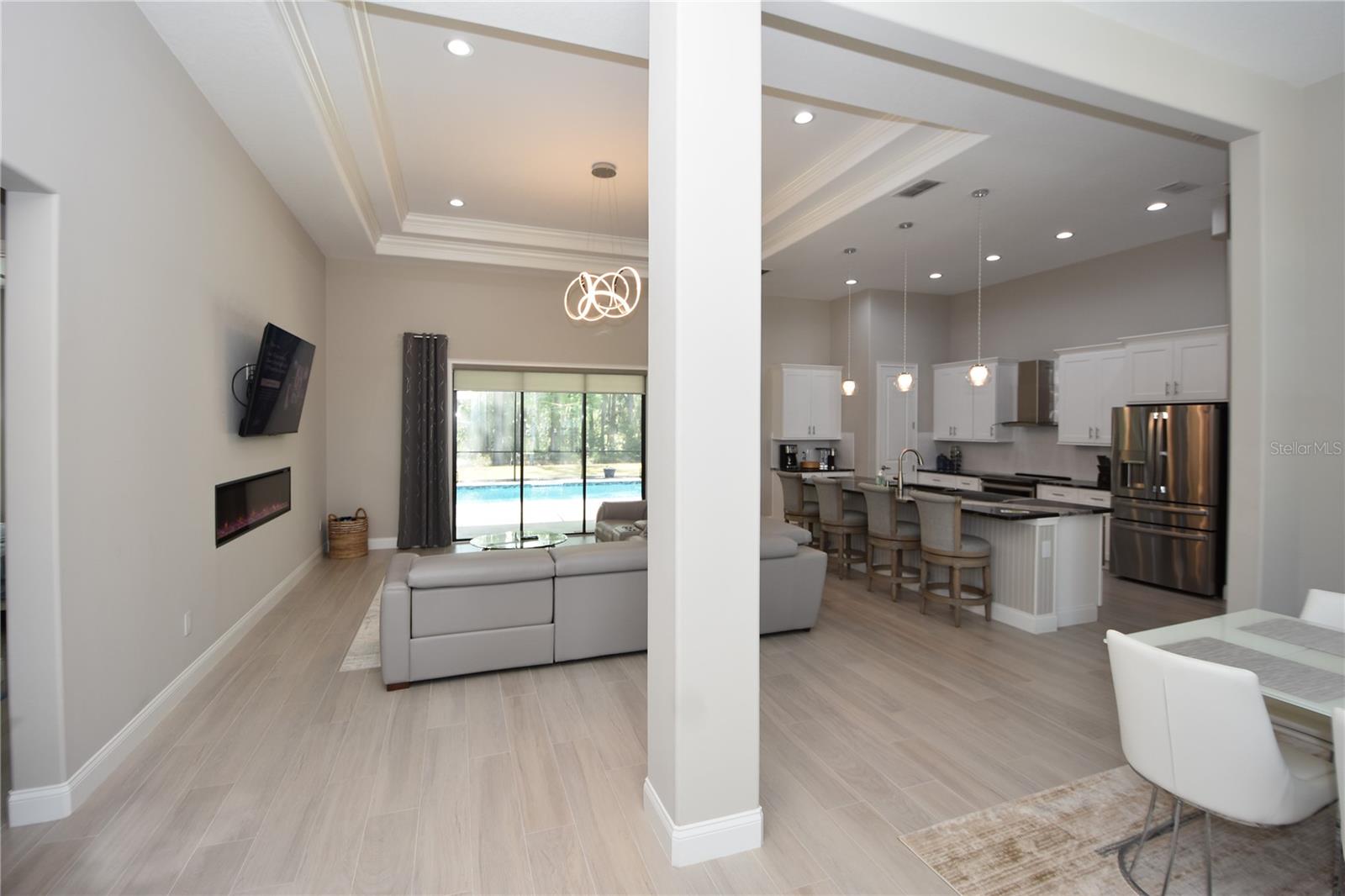 CYPRESS KNOLL - Residential Lease