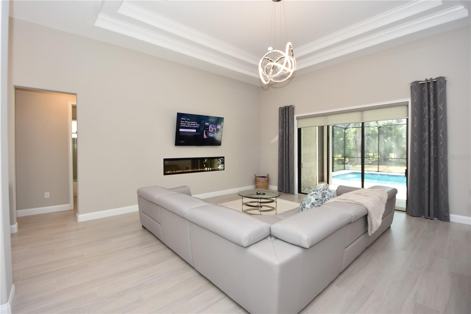 CYPRESS KNOLL - Residential Lease