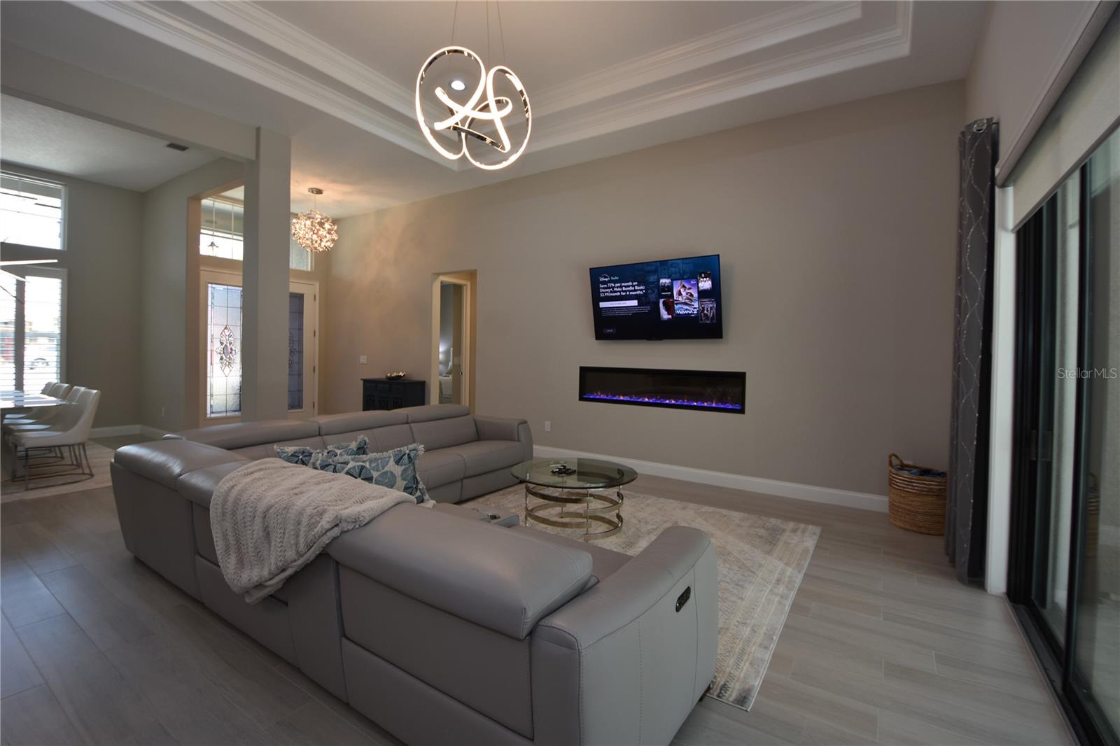 CYPRESS KNOLL - Residential Lease