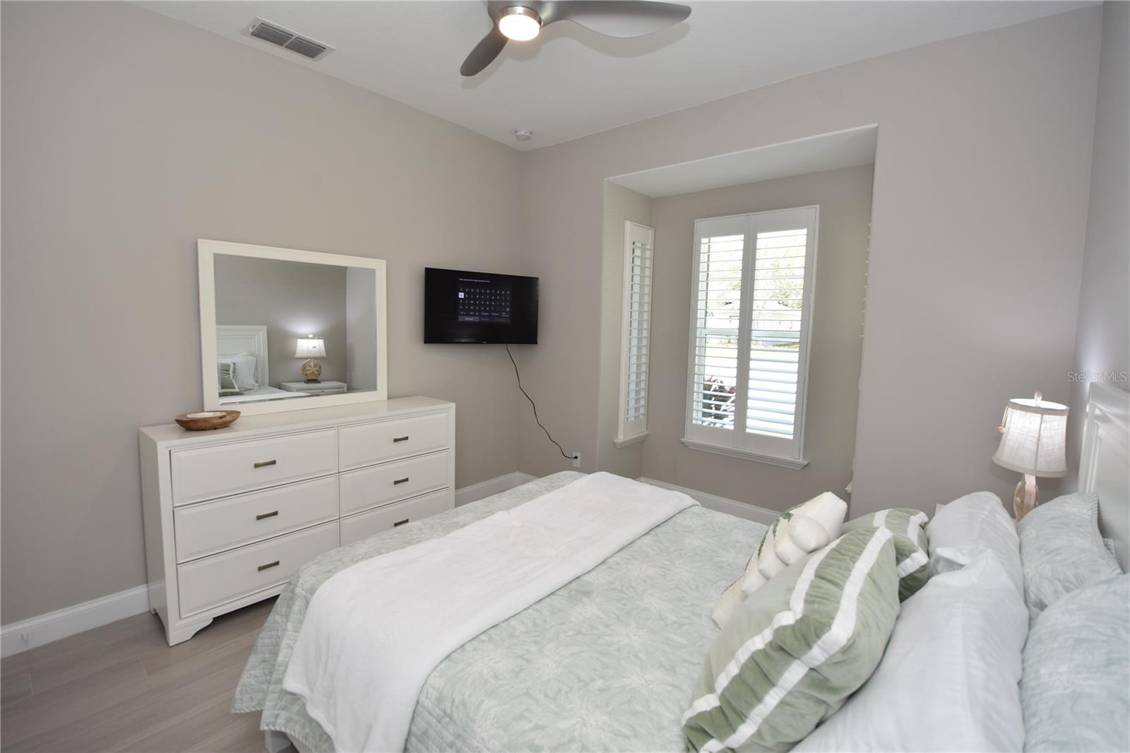 CYPRESS KNOLL - Residential Lease