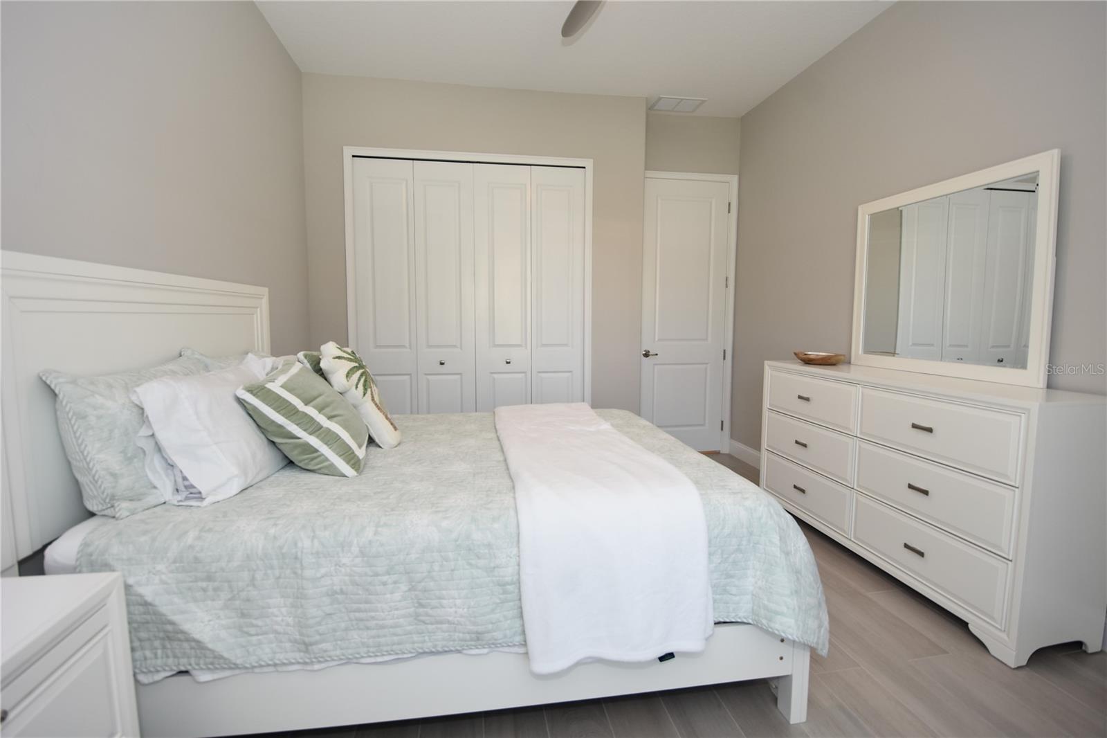 CYPRESS KNOLL - Residential Lease