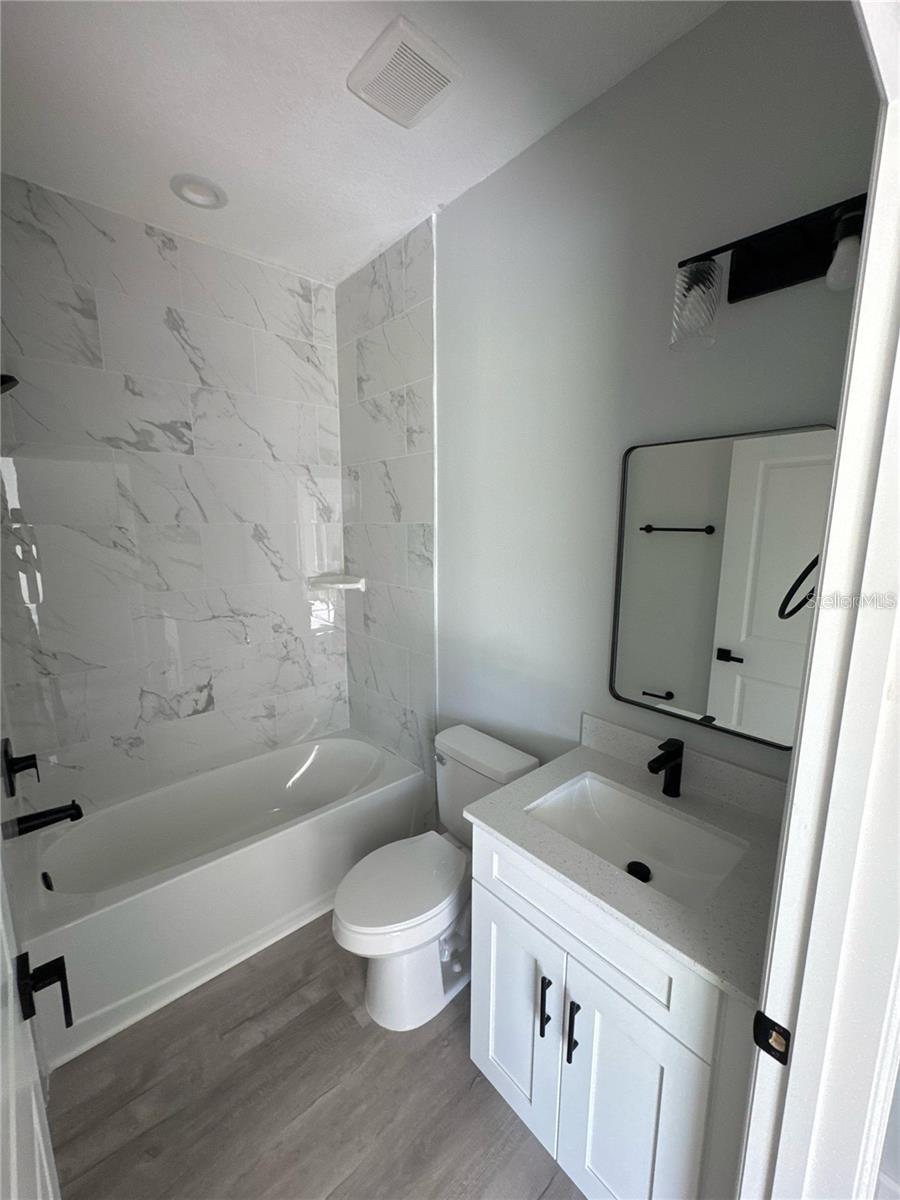 ROTONDA LAKES - Residential Lease