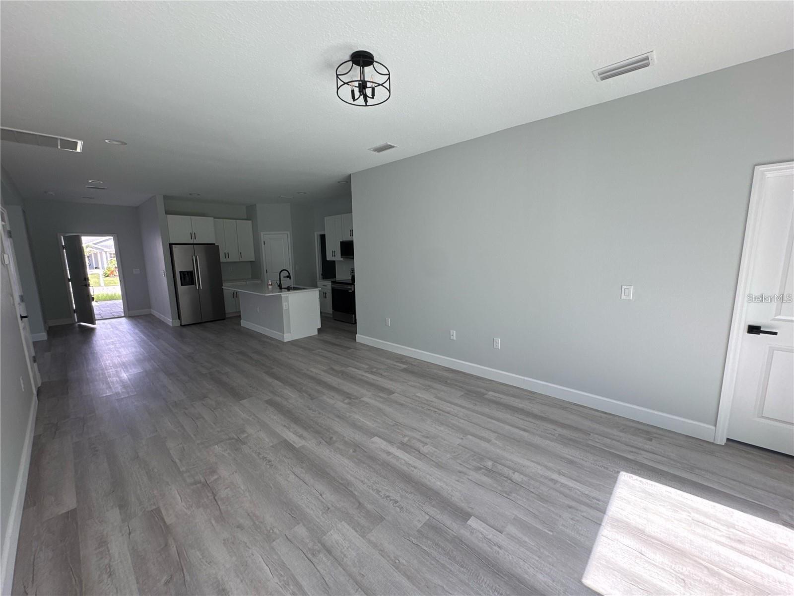 ROTONDA LAKES - Residential Lease